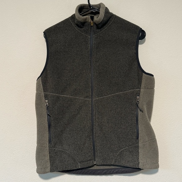 REI Women’s Polartec Two Tone Grey Fleece Zip Front Sleeveless Vest Size Medium - Picture 1 of 12